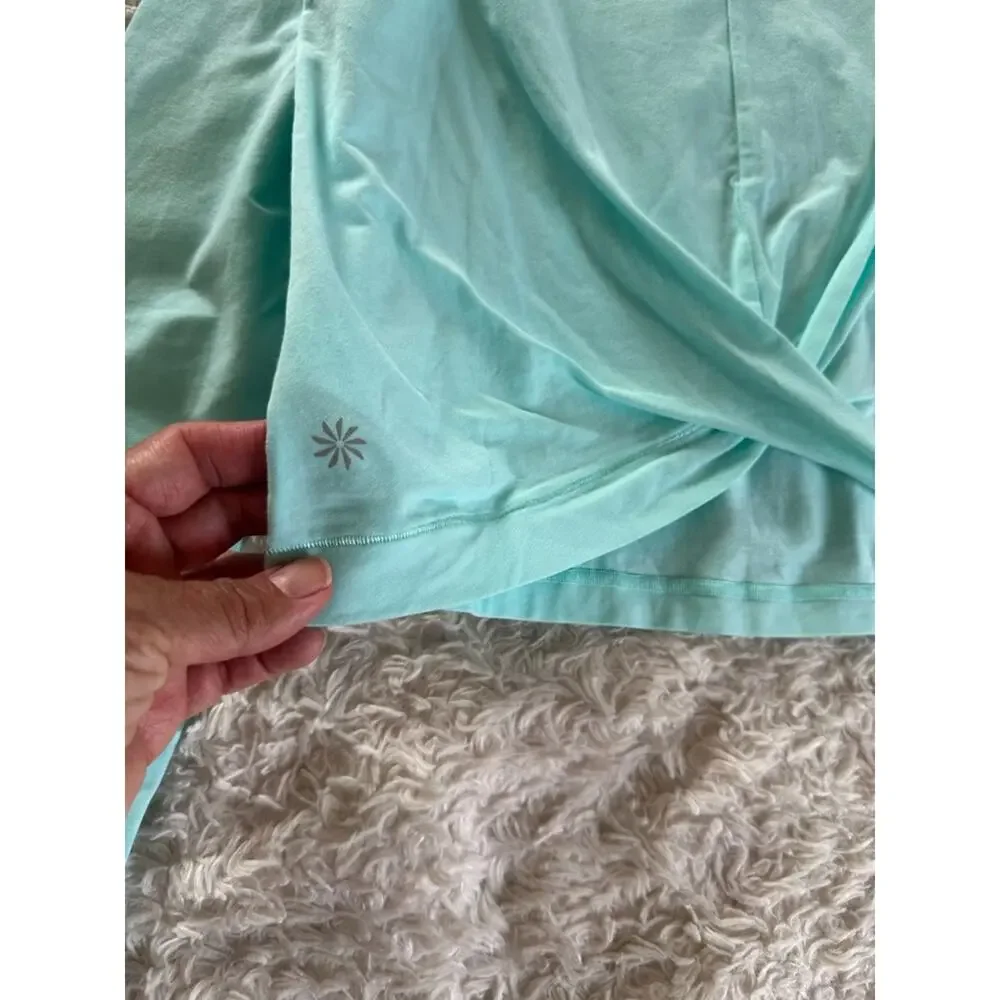 Athleta Girl Twist Around Top Light Teal Casual Workout Size M 8-10 EUC